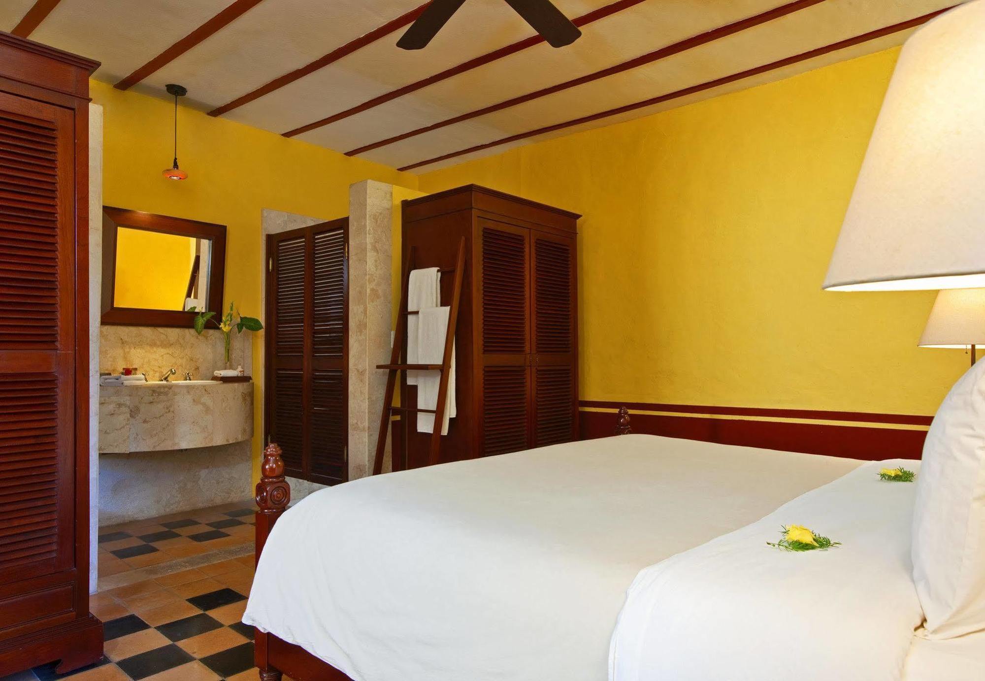 Hacienda Campeche Hotel Exterior photo